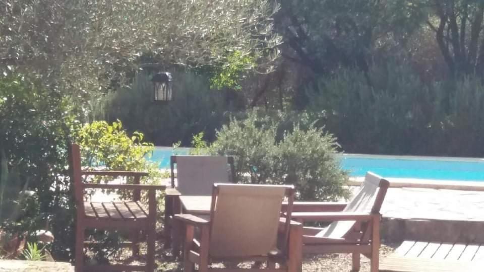 Le Kalarino Bed & Breakfast Saint-Remeze Екстериор снимка