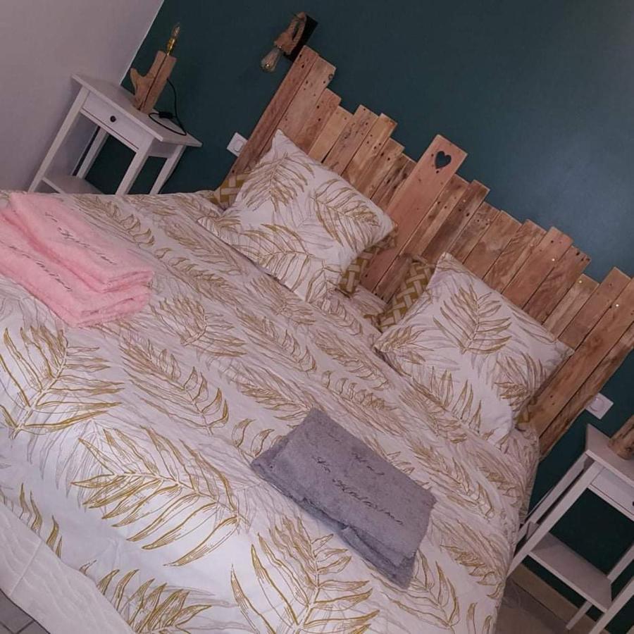 Le Kalarino Bed & Breakfast Saint-Remeze Екстериор снимка