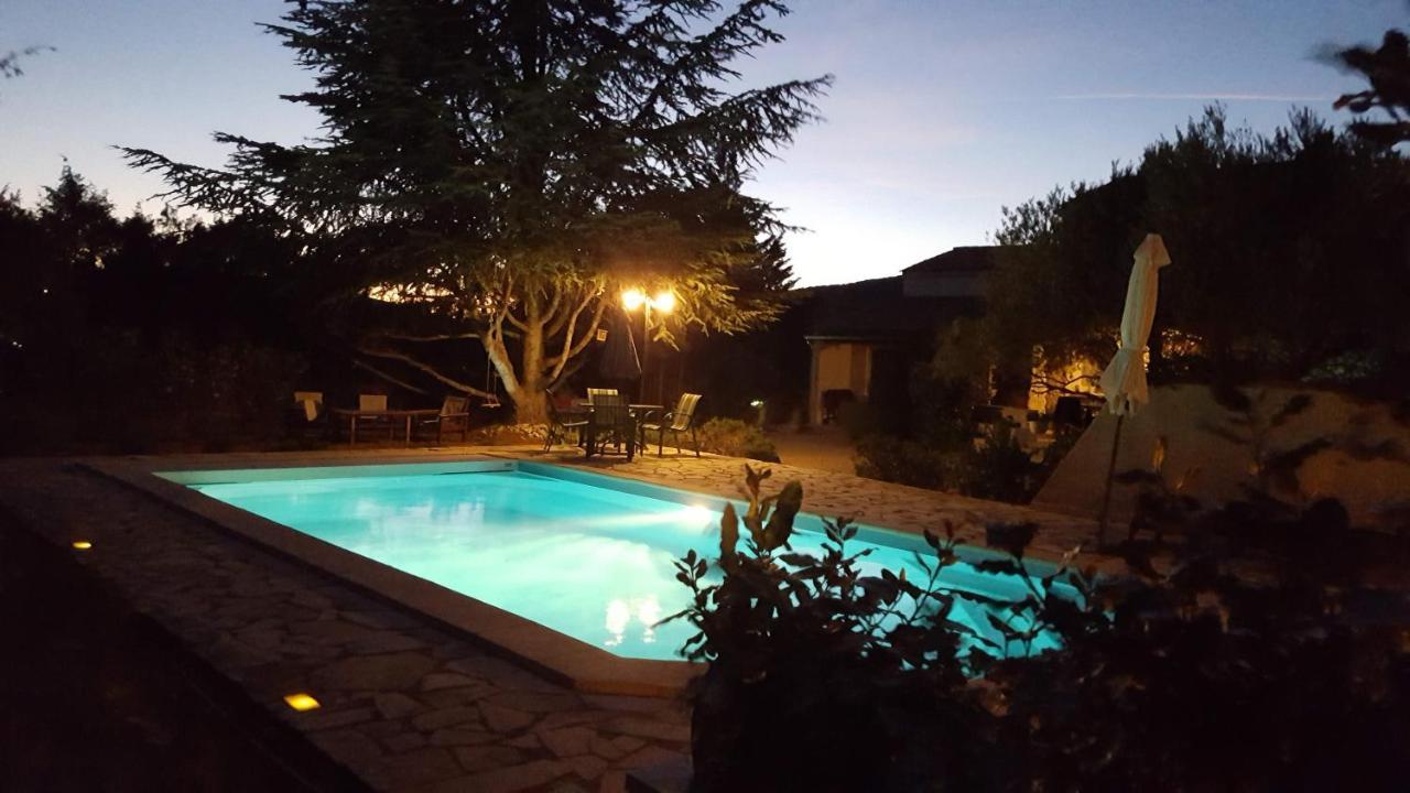Le Kalarino Bed & Breakfast Saint-Remeze Екстериор снимка